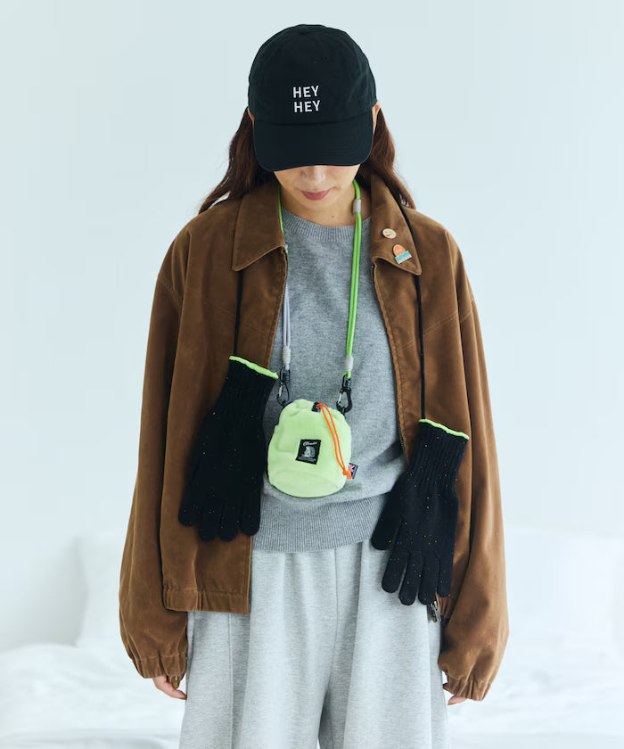 WOOL EASY SLIT GLOVE Wool Easy Glove with Smartphone-Compatible Slit