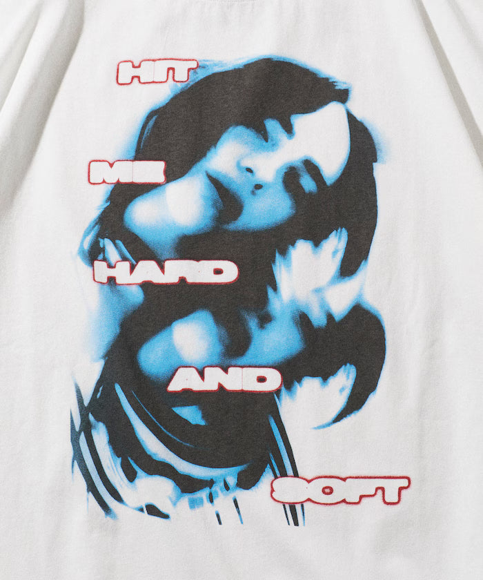 【EXCLUSIVE】BILLIE EILISH S/S Tee/Billie Eilish Front Print T-Shirt