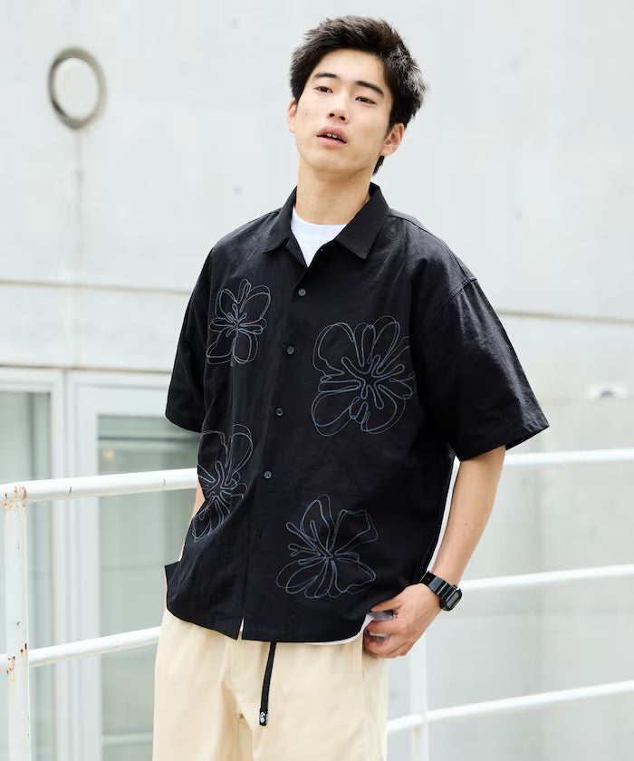 Relaxed Fit Flower Embroidered Short Sleeve Open Collar Shirt [Limited Edition]