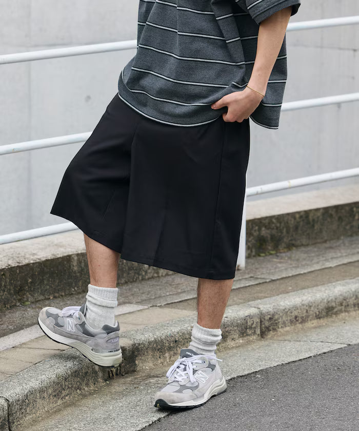 1-Tack Baggy Silhouette Slacks Short Pants