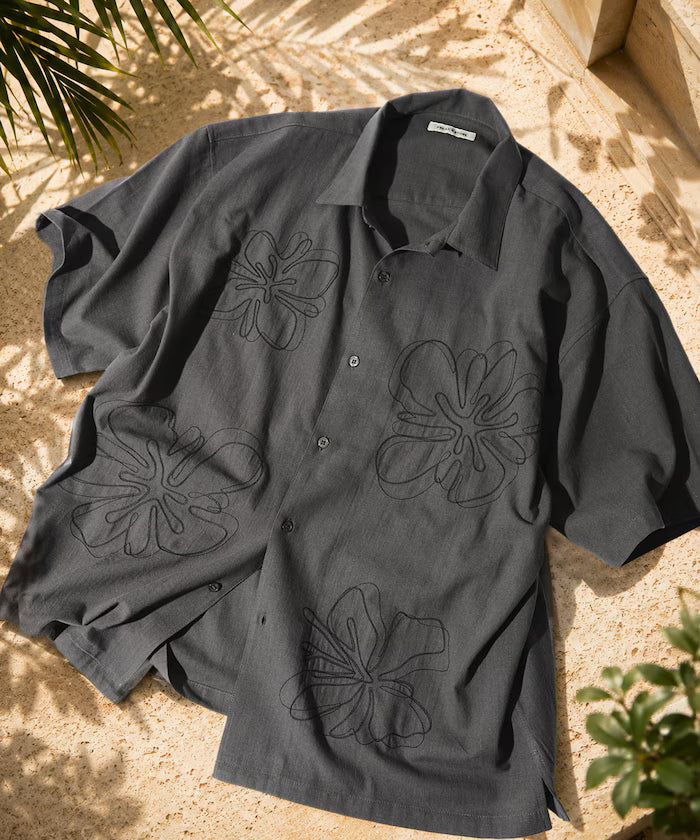 Relaxed Fit Flower Embroidered Short Sleeve Open Collar Shirt [Limited Edition] - Charcoal Gray