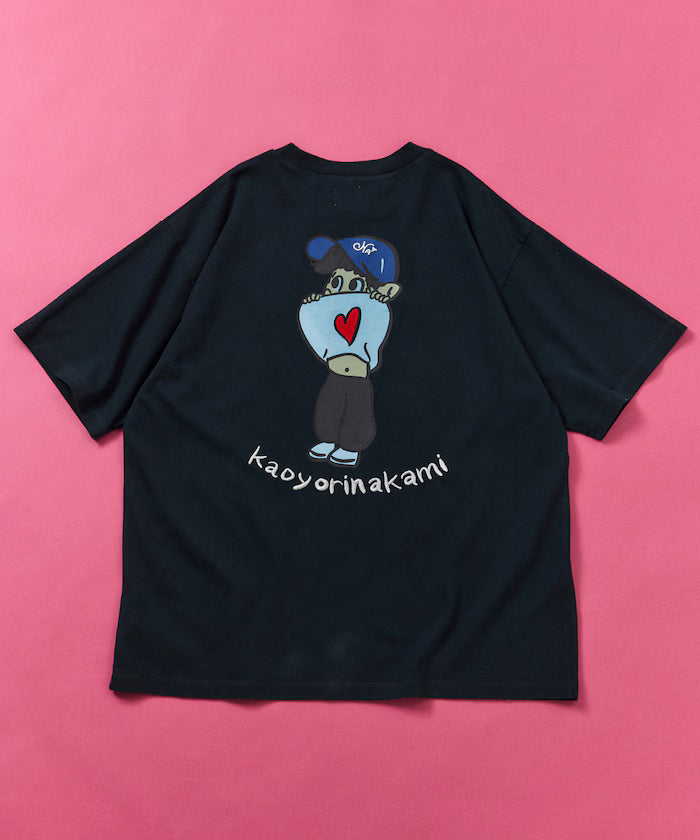 [Sales start on May 22 at 12:00] kaoyorinakami × FREAK'S STORE/ Kaoyorinakami exclusive Heso Dashi Boy Tee
