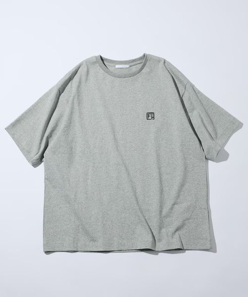 6 oz Front Logo Embroidered Crew Neck T-Shirt / Back Print T-Shirt PRINT ROUND FIRST - Gray