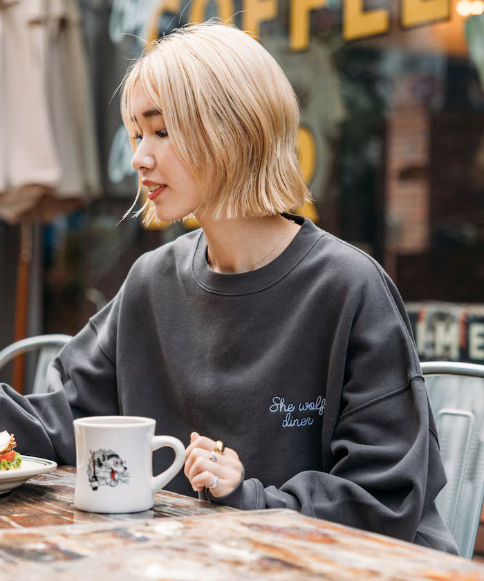SHE WOLF DINER×FREAK'S STORE/She Wolf Diner Exclusive Big Silhouette Back Embroidered Crewneck Sweatshirt/WOLF [Limited Edition]