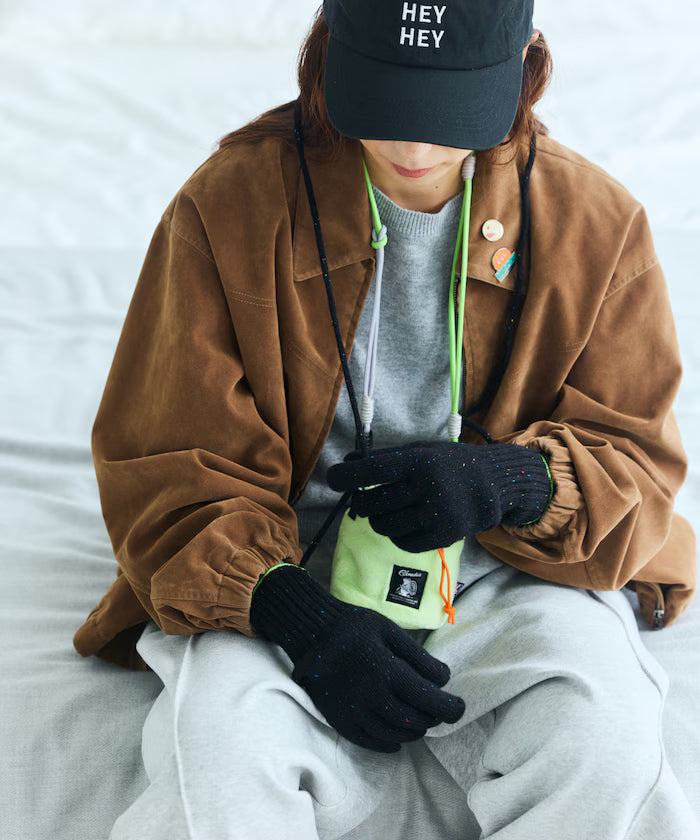 WOOL EASY SLIT GLOVE Wool Easy Glove with Smartphone-Compatible Slit