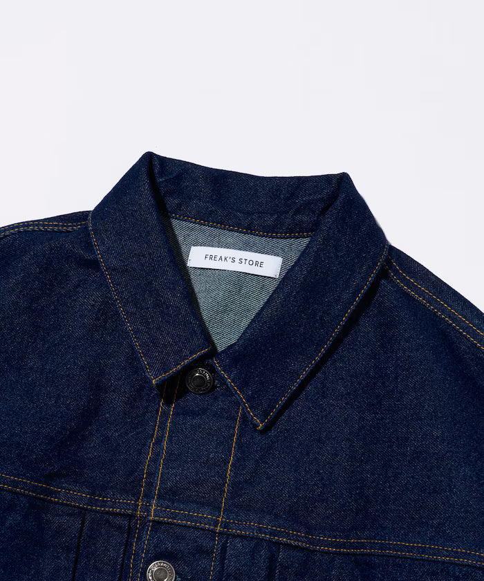Short-Length Relaxed Denim Trucker Jacket