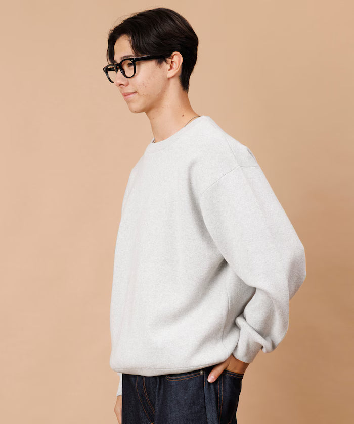 Sweat-like Crew Neck Knit