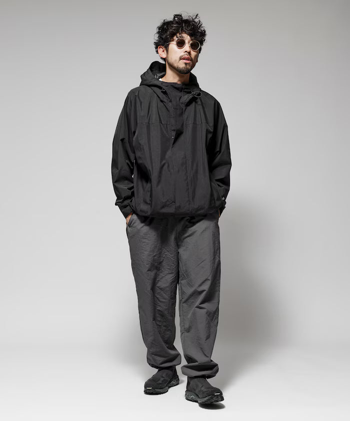 Wide Straight Nylon Track Pants / Tapered Silhouette Easy Nylon Pants