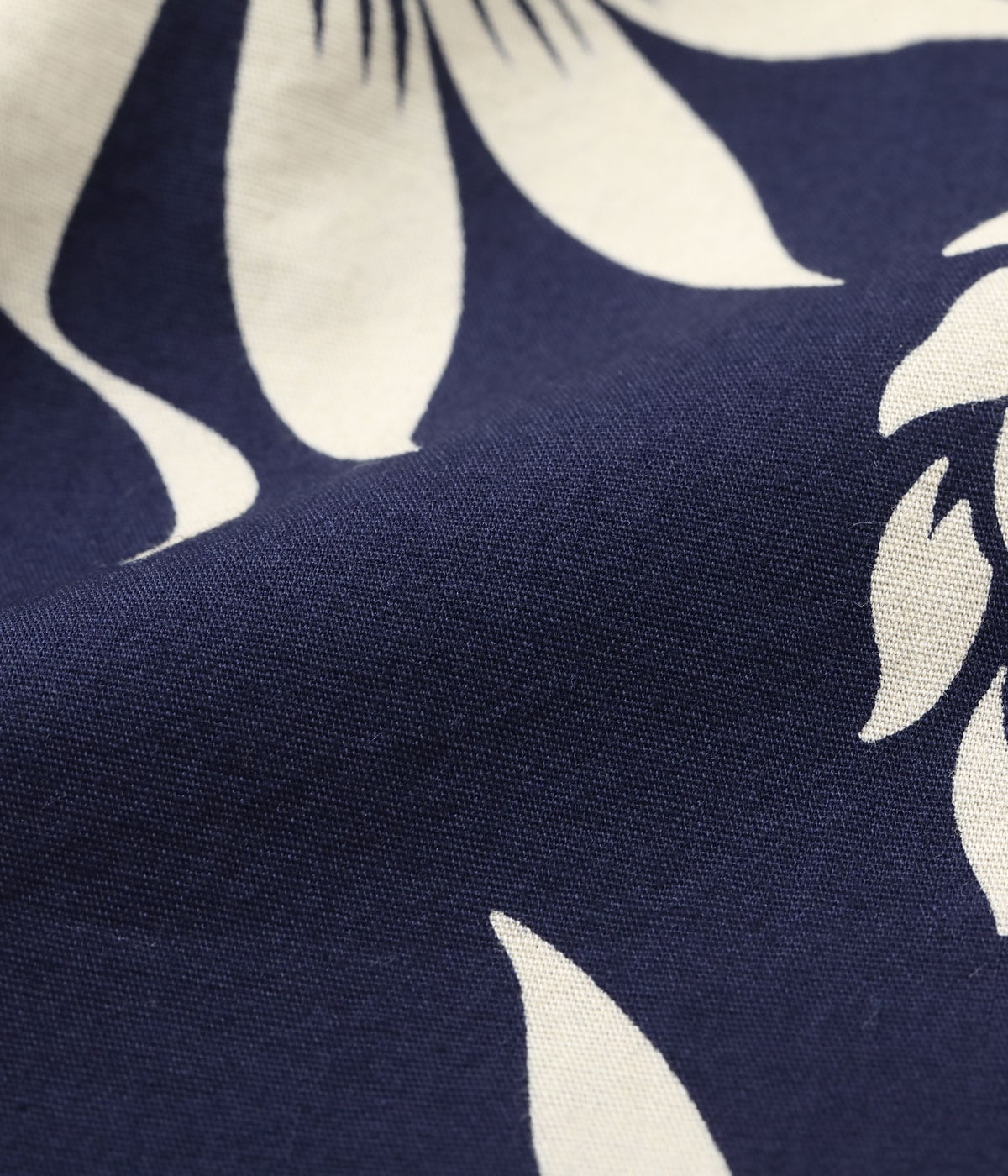 DUKE KAHANAMOKU COTTON HAWAIIAN SHIRT “DUKE'S PINEAPPLE”