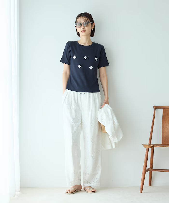 Shell Button Flower Motif Cotton Modal T-Shirt