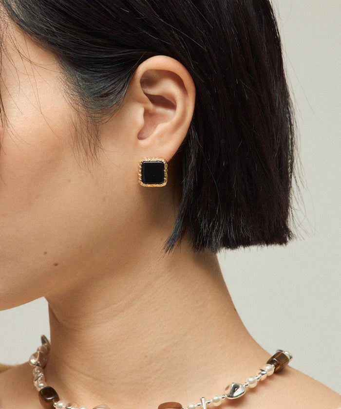 Square Plate Earrings / For Both Ears - Gold