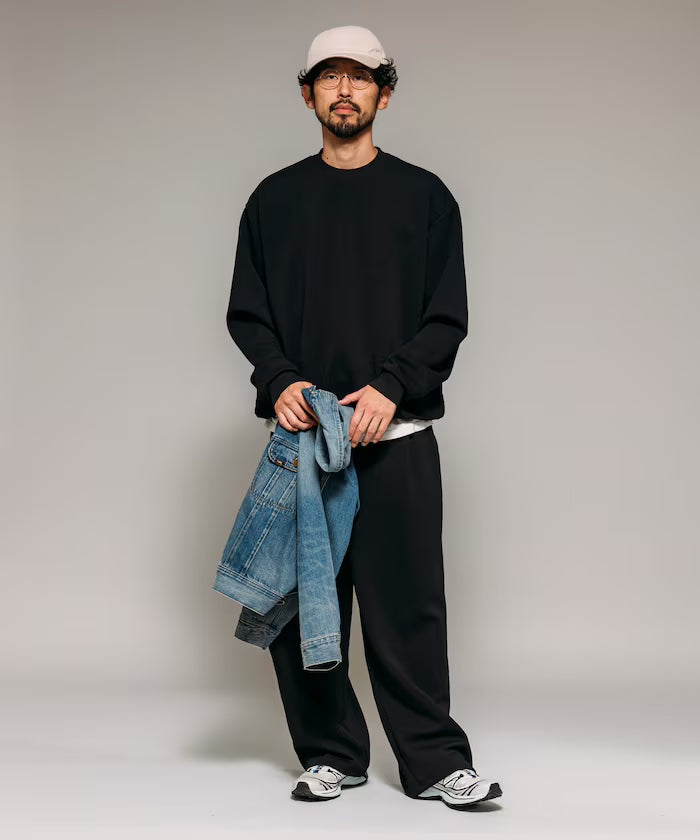 <New Color Added> Side Pocket Spindle Cardboard Crew Neck Sweatshirt