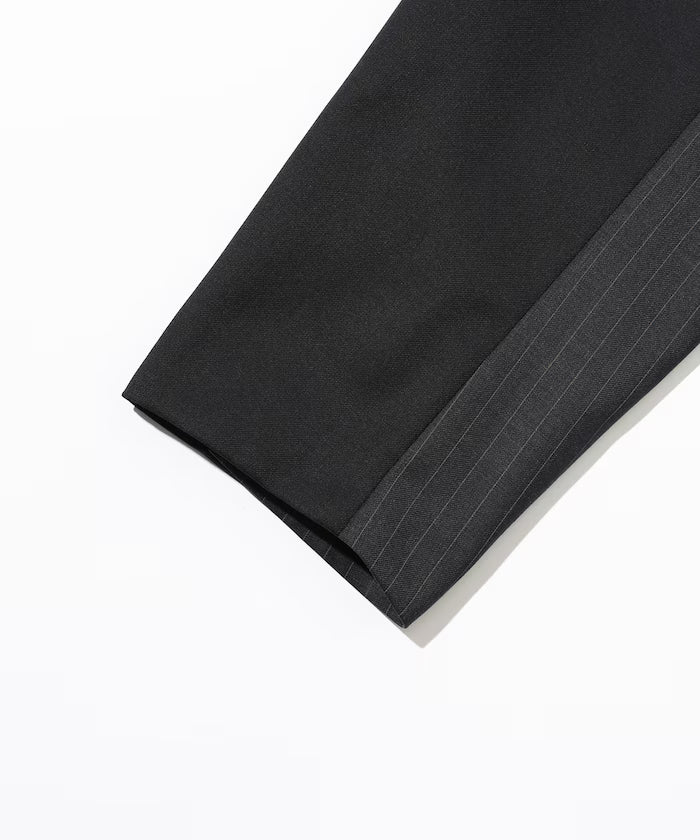 Sleeve-Contrast Tailored Jacket / Relaxed Fit