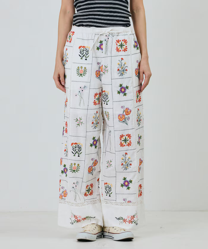 Patchwork Floral Embroidery Pants