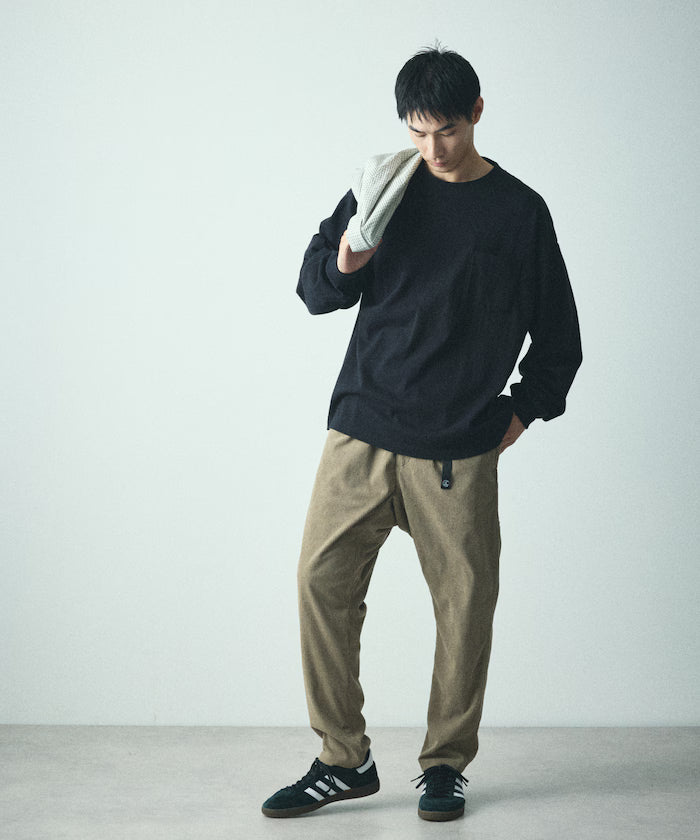 Basic silhouette corduroy climbing pants / tapered silhouette [limited edition]