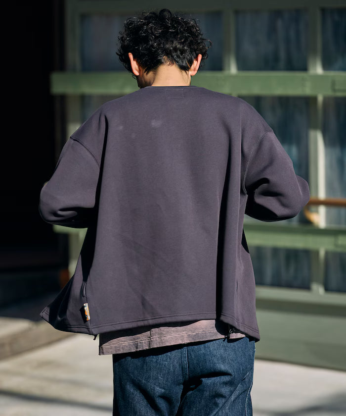 Big Silhouette Cardboard One Point Logo Snap Button Spindle Sweat Cardigan