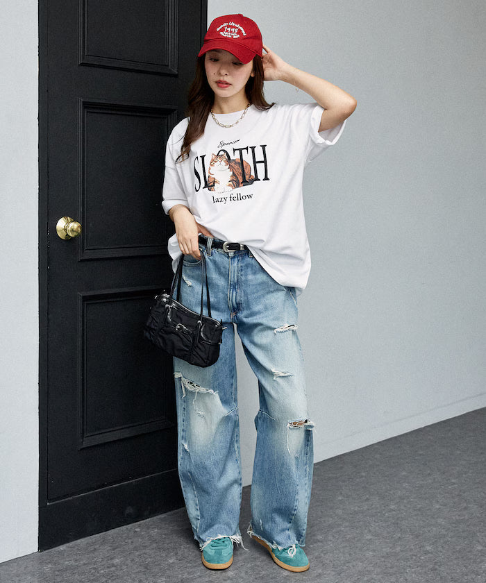 <Functional Material> SLOTH Embroidered Cat T-Shirt Limited Edition