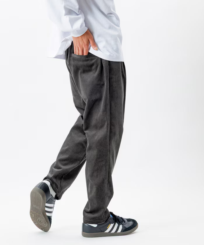Basic Silhouette Corduroy Easy Pants 【Limited Edition】
