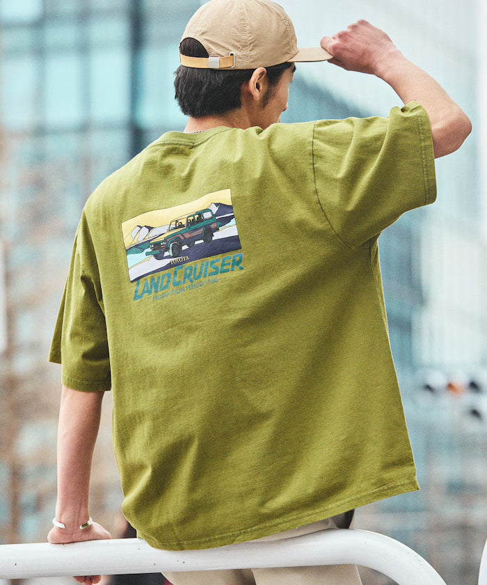 Relaxed Fit Land Cruiser 60 Back Print Short Sleeve Crew Neck T-Shirt