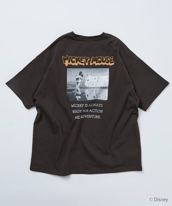 DISNEY/Mickey Mouse/Monochrome Back Print Crew Neck T-Shirt/Scene [Limited Edition]