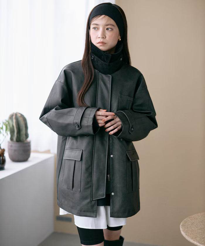 Oversized Crush Leatherette Jacket / Collar Corduroy