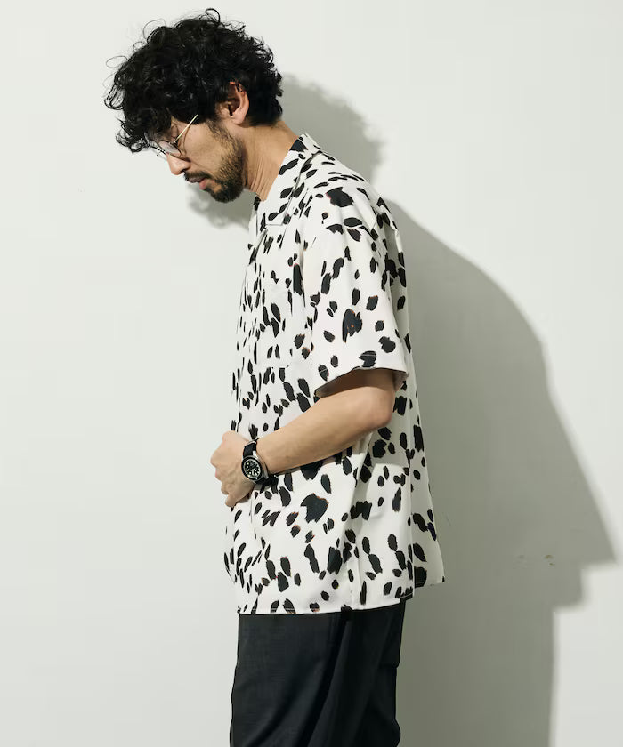 Open collar pattern short sleeve shirt / all-over design open collar shirt / compatible with set-up