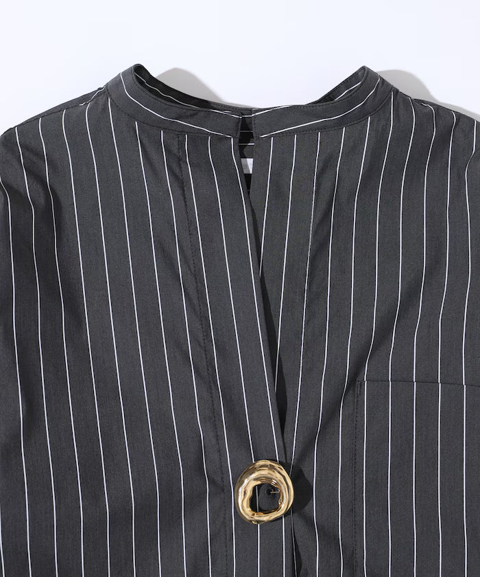 Oversized Long Sleeve Brooch Shirt