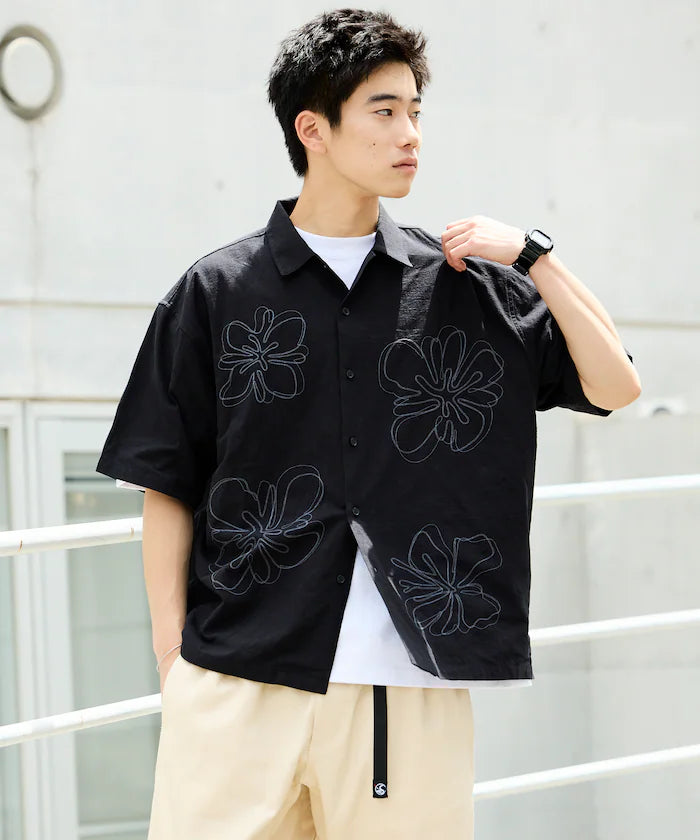 Relaxed Fit Flower Embroidered Short Sleeve Open Collar Shirt [Limited Edition] - Black