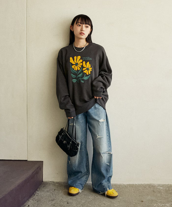 Daisy Embroidered Crew Sweat Limited Edition