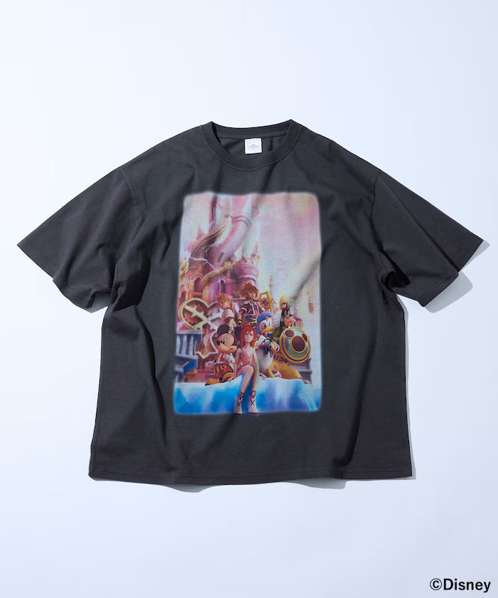 [March 27, 12:00 release] KINGDOM HEARTS II / KEY ART TEE / Kingdom Hearts II / Key Art T-Shirt