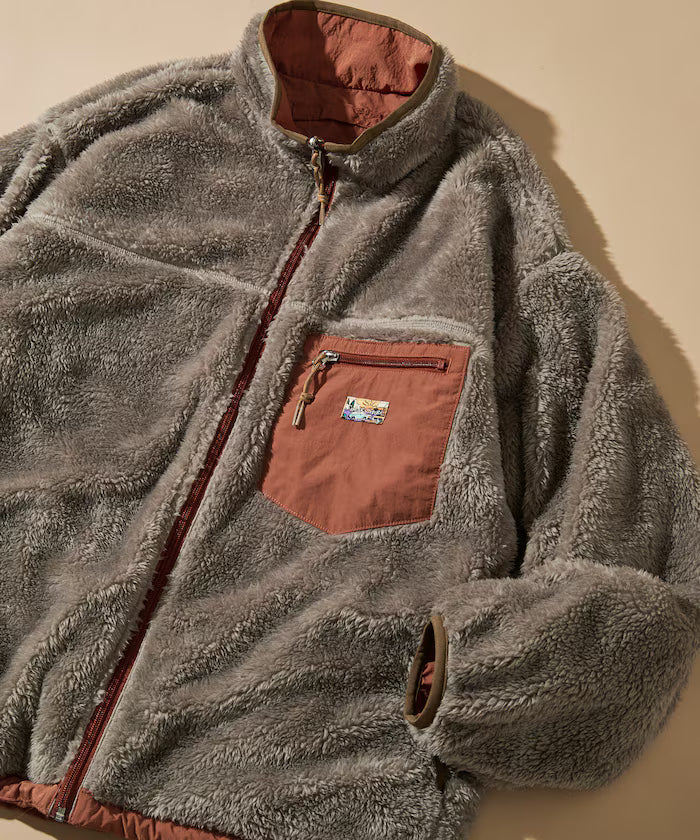 Relaxed Fit One Point Logo Reversible Nylon Fleece Jacket