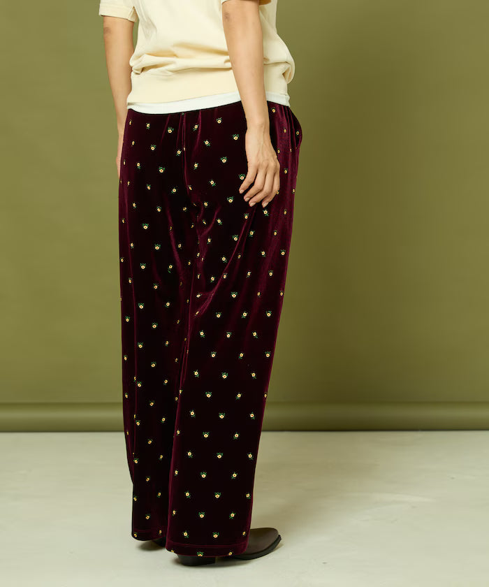 Small Flower Embroidery Velvet Pants