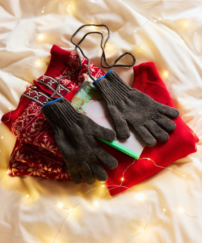WOOL EASY SLIT GLOVE Wool Easy Glove with Smartphone-Compatible Slit