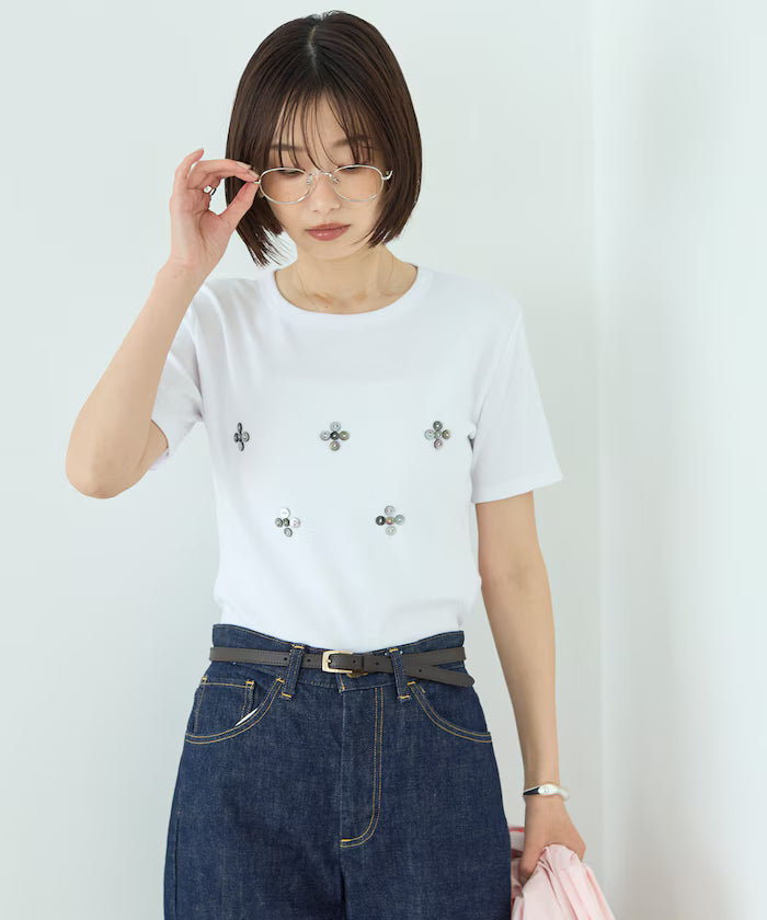Shell Button Flower Motif Cotton Modal T-Shirt