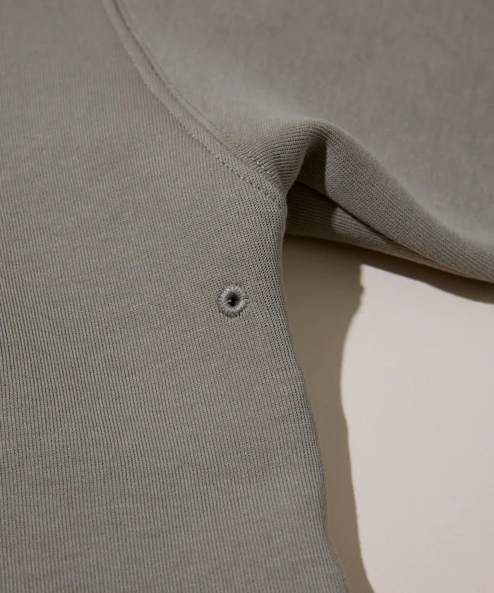 Big Silhouette Spindle Cardboard One Point Logo Polo Color Sweat