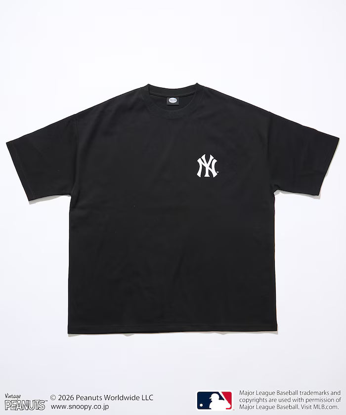 PEANUTS×MLB Exclusive Big Silhouette Back Print T-Shirt / YANKEES 【Limited Edition】