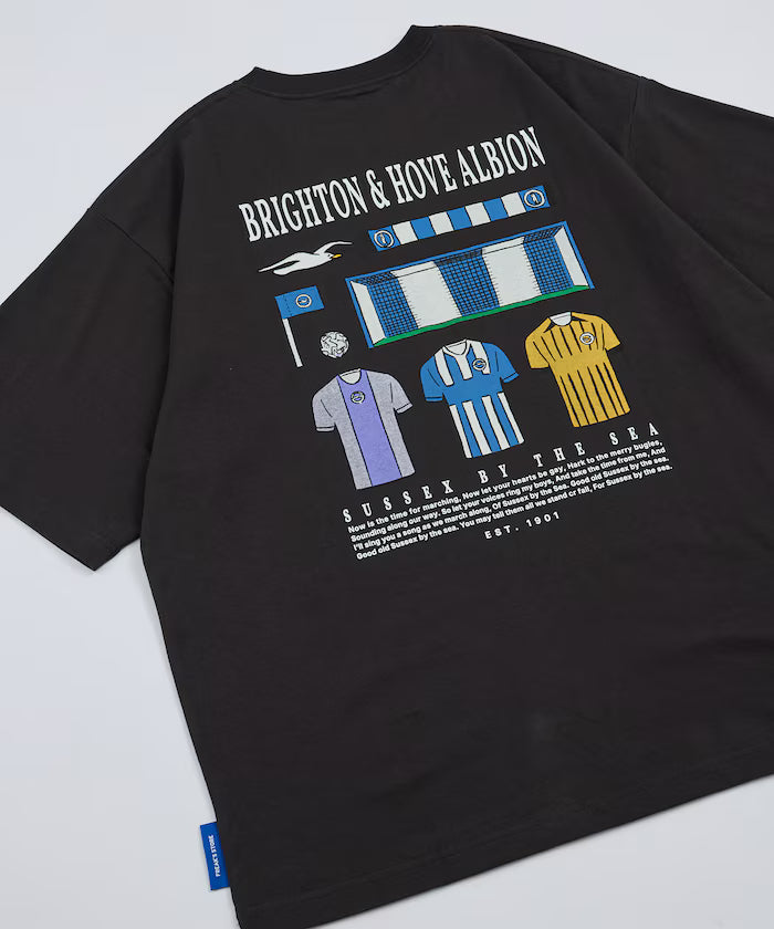 [Release on 5/22 12:00~] Brighton & Hove Albion FC - SEAGULLS UNIFORM GRAPHIC TEE - Charcoal Gray