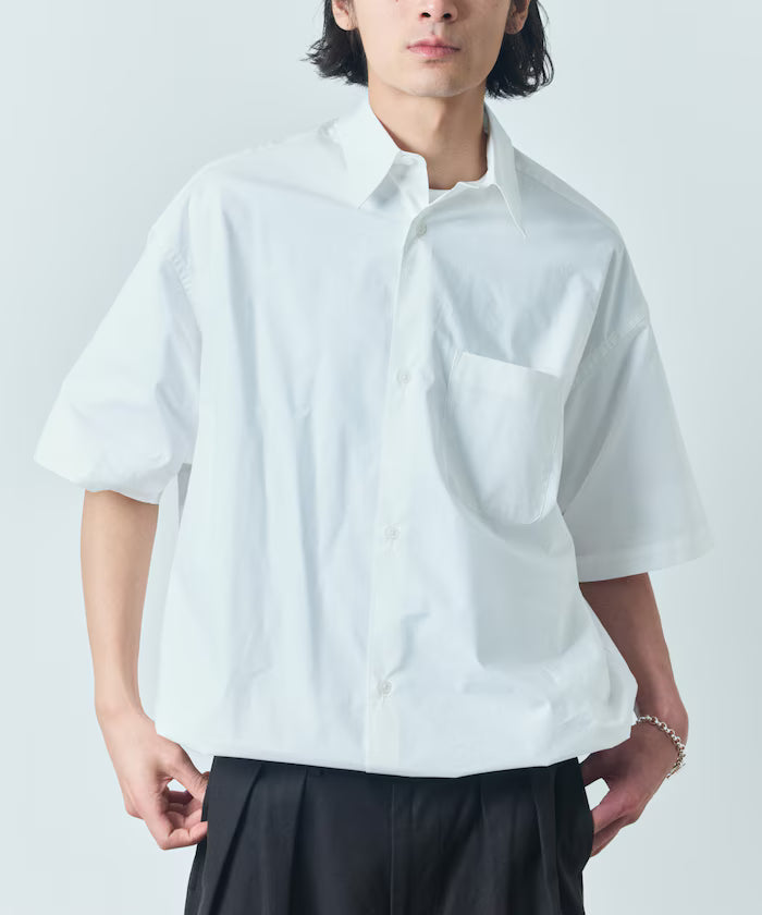 Wide silhouette spindle regular collar short sleeve shirt / hem code [limited edition] - White