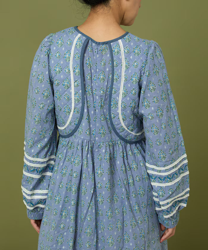 Bust Cut One-Piece with Chest Quilt and Ribbon