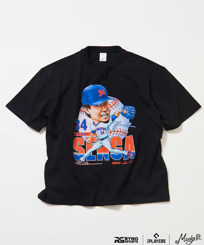 [Releasing on March 5, 12:00] MLB PLAYERS × RYNO SPORTS × FREAK’S STORE Exclusive [SENGA] GRAPHIC TEE - Black