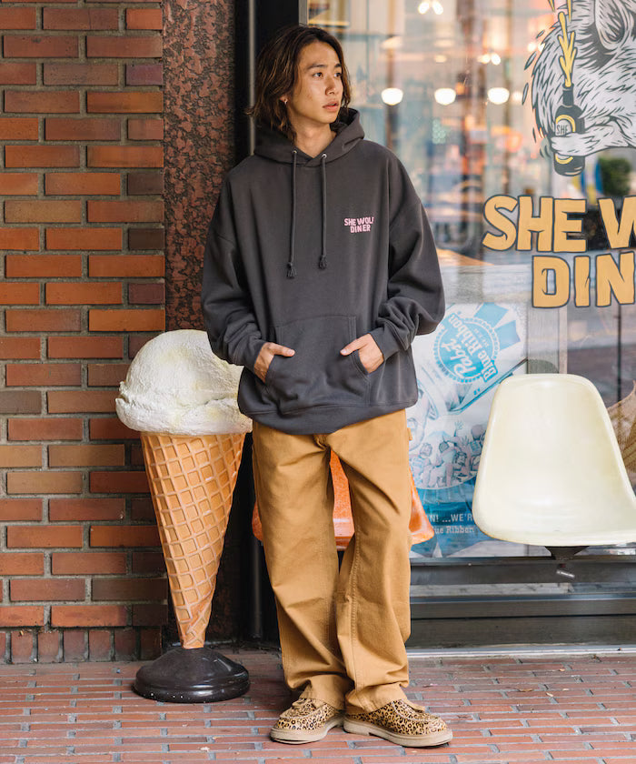 SHE WOLF DINER x FREAK'S STORE/She Wolf Diner Limited Edition Big Silhouette Back Print PO Parker/Hoodie/CAR 【Limited Edition】