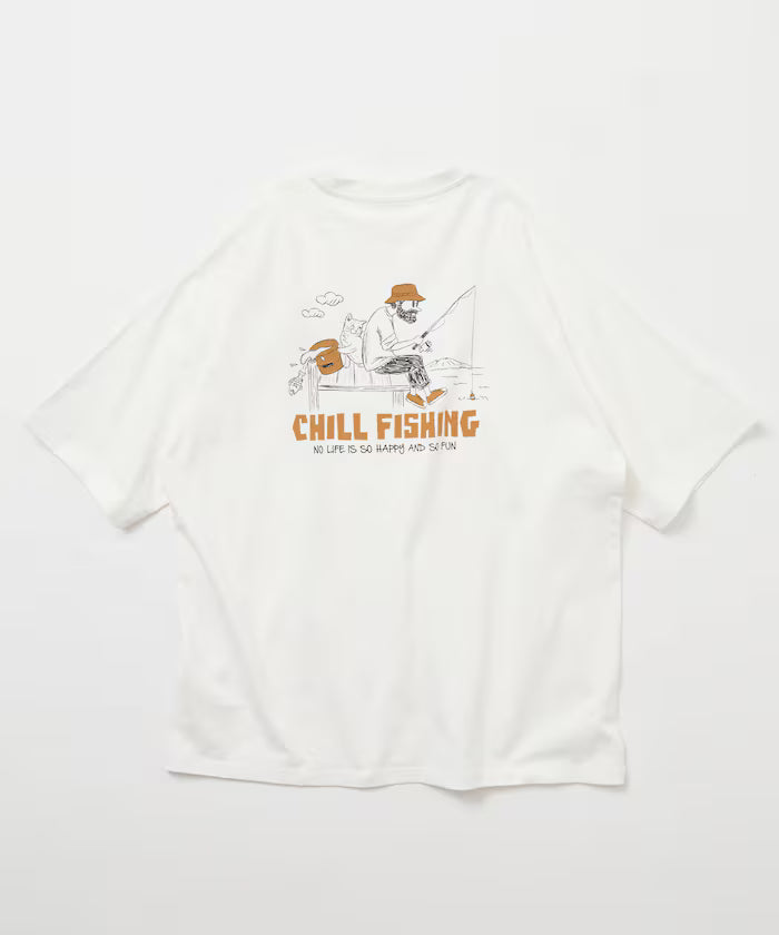 Limited Edition Relaxed Fit Back Print Crew Neck T-Shirt CHILL FISHING MAN
