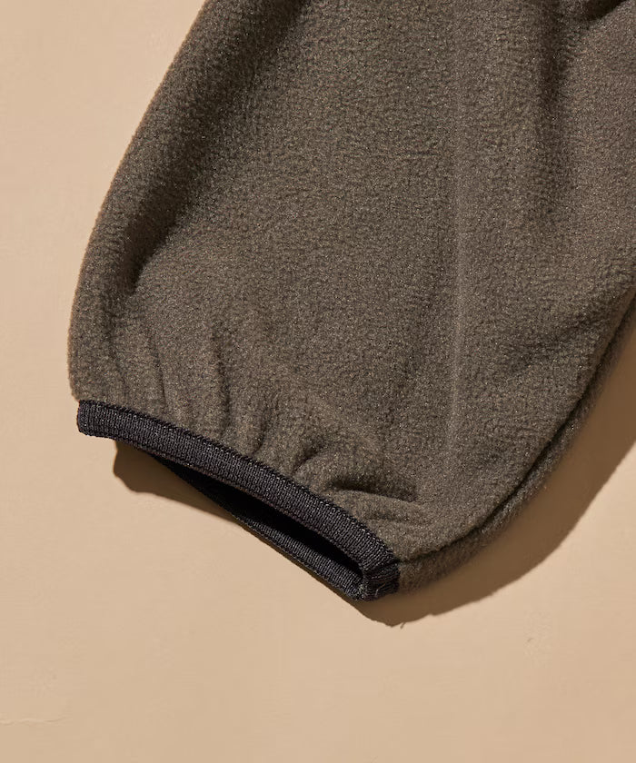 Big Silhouette One Point Logo Fleece Snap Button Spindle Pullover