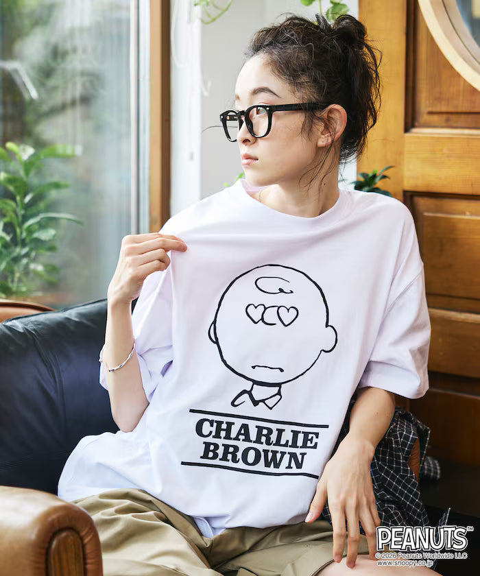 PEANUTS/Peanuts Custom Big Silhouette Crew Neck T-Shirt/Charlie Brown/Heart Eye [Limited Edition] - White