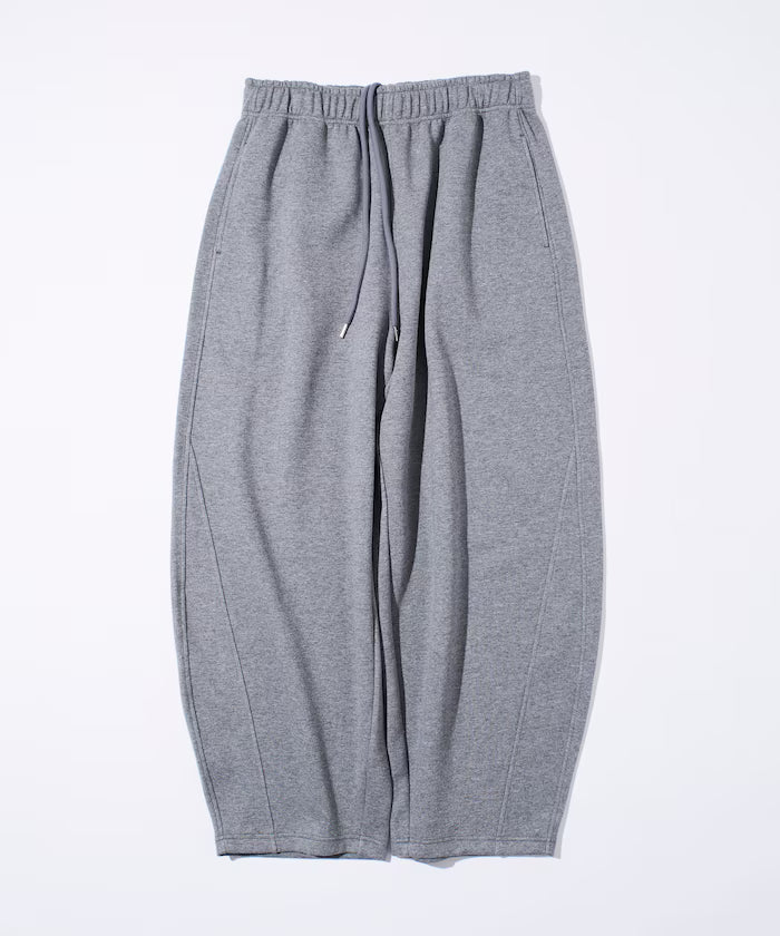 Wide Silhouette Bonding Barrel Leg Sweatpants 【Limited Edition】