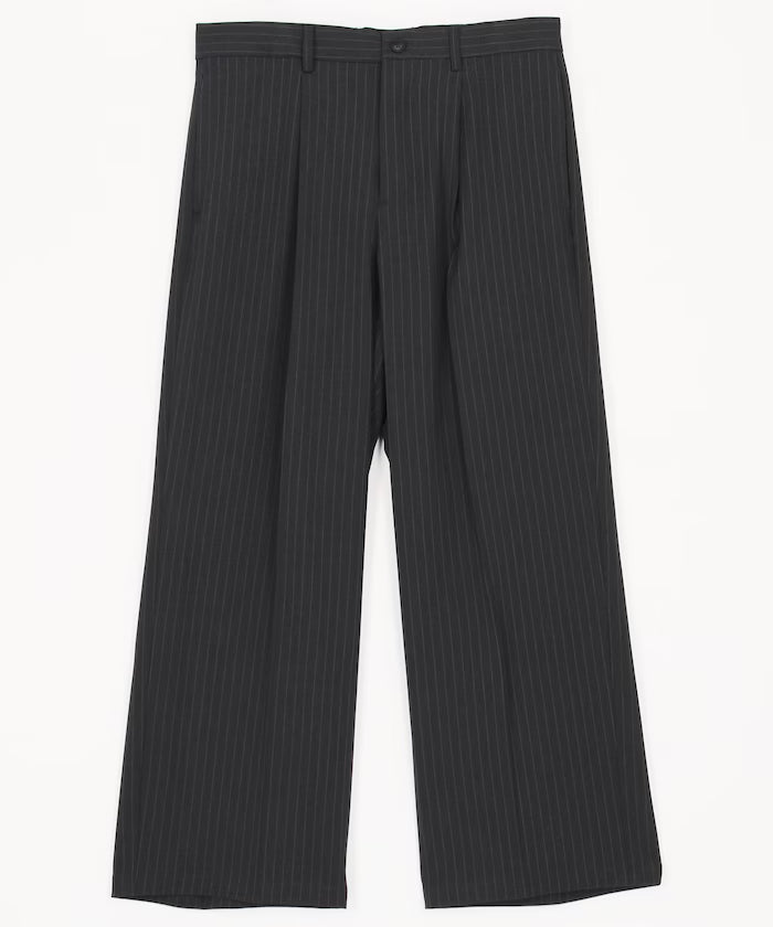 Wide Straight Silhouette One-Tuck Slack Pants