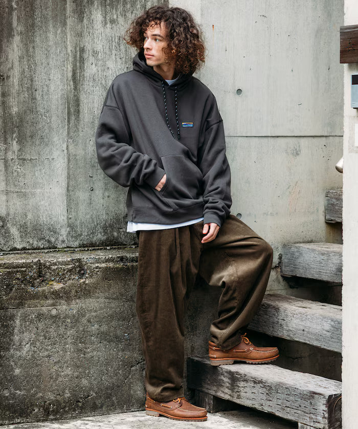 Big silhouette one-point logo pullover hoodie/hem cord/back brushed 【limited edition】