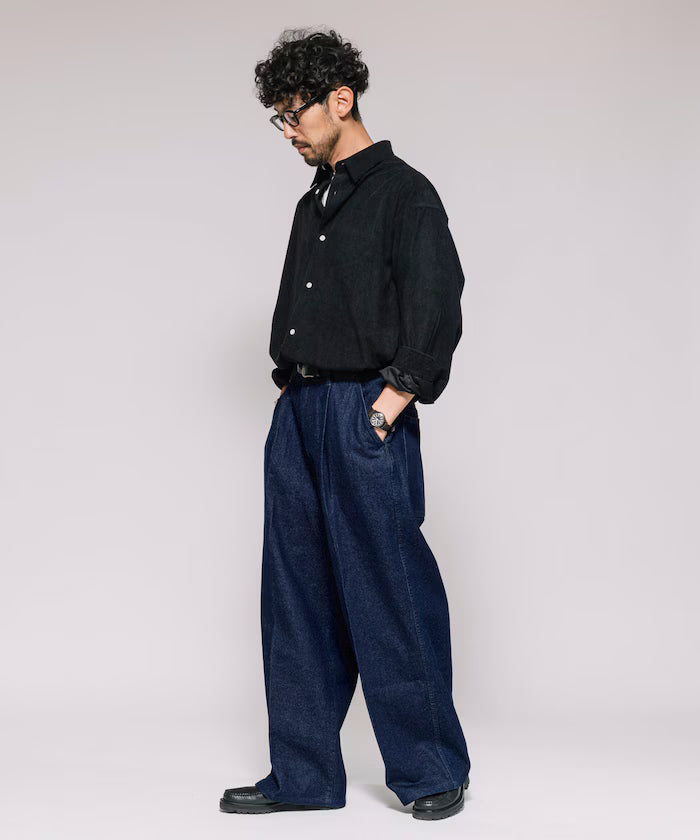 Wide Silhouette Straight Denim