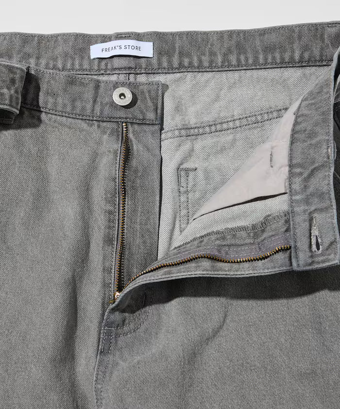 BELTED WIDE DENIM