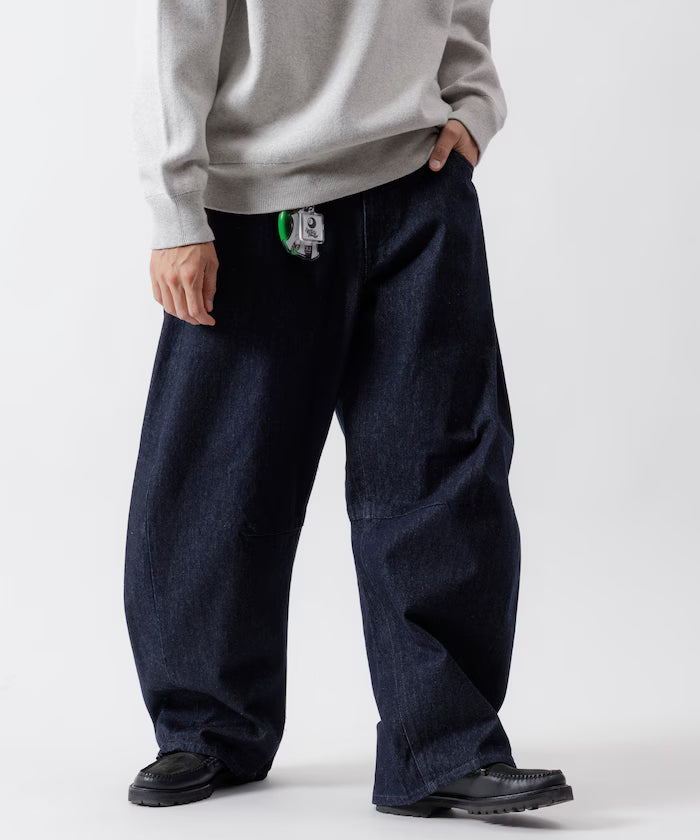 Wide Silhouette Curve Denim Pants One Wash